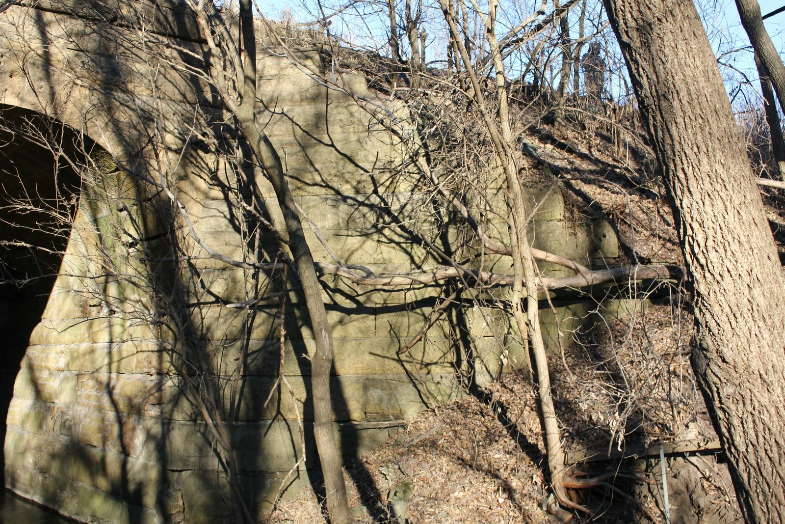 Southeast wing wall